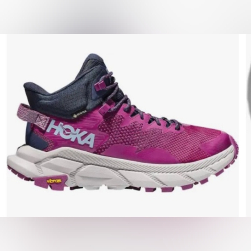 Hoka One One Women's Hikimg Boot Sz 8 1/2